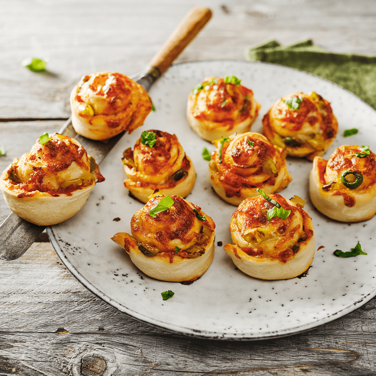 B. Pizzaschnecken Salami